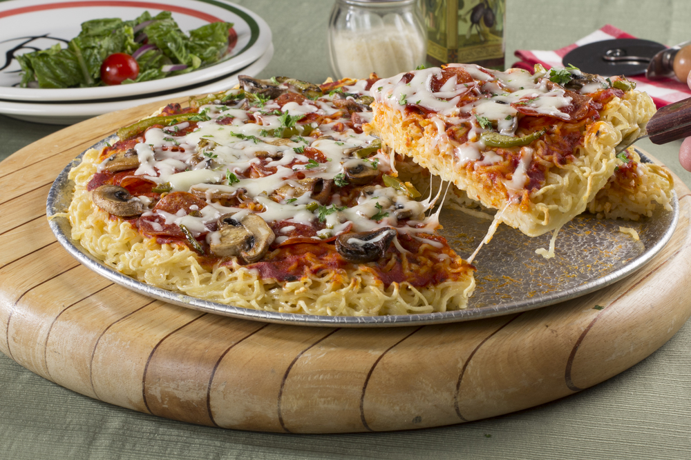 Ramen-Noodles-Pizza-Bake_ExtraLarge1000_ID-1049247.jpg
