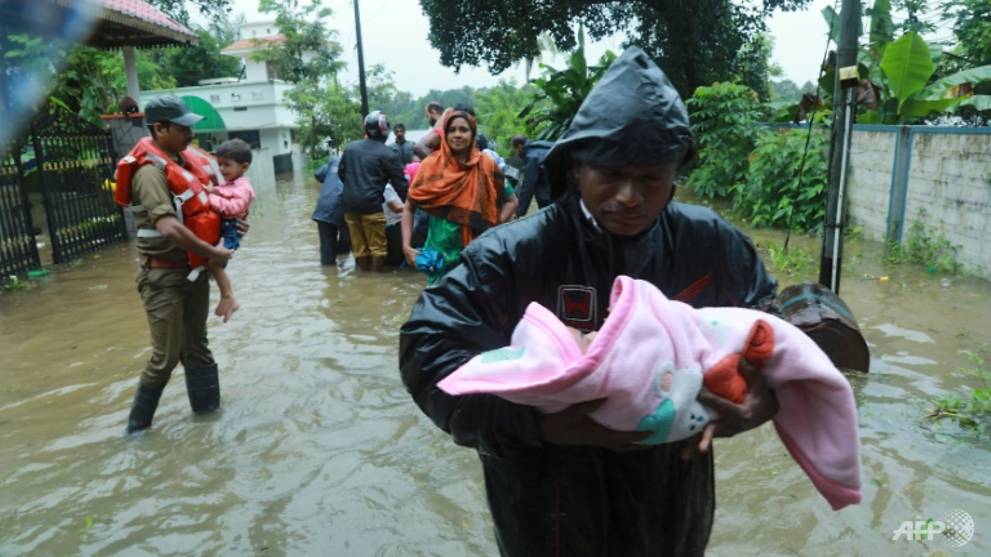 thousands-of-kilometres-miles-of-roads-and-hundreds-of-homes-have-been-damaged-or-destroyed-by-floods-that-have-ravaged-kerala-during-the-monsoon-1534325872601-2.jpg