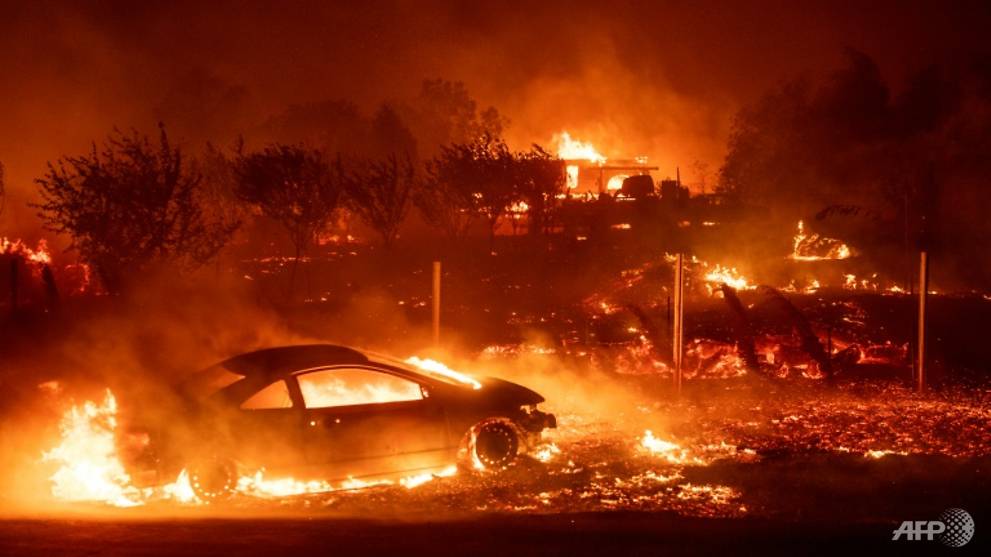 vehicles-and-homes-have-been-destroyed-by-the-camp-fire-in-paradise-california-1541783238560-5.jpg